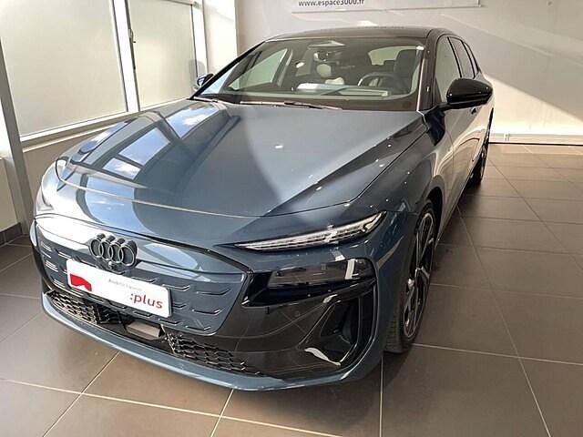 Bleu plasma métallisé Nouvelle 2025 Audi A6 e-tron S-Line Break | 89 900 € (Prix juste) - Image 1/4