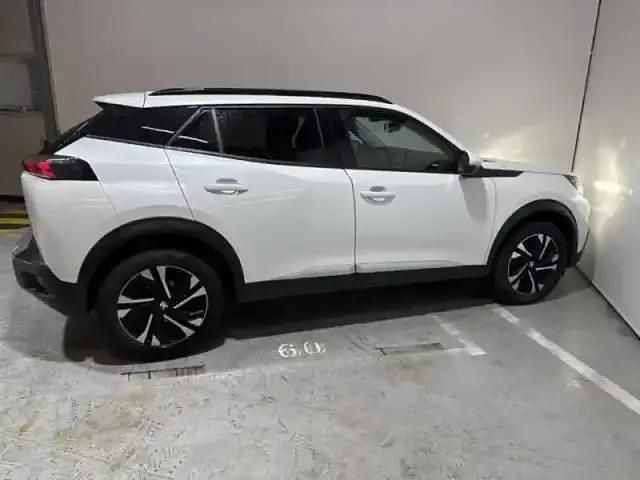 Occasion Peugeot e-2008 Allure 100 kW (136 ch) 2021 Blanc SUV