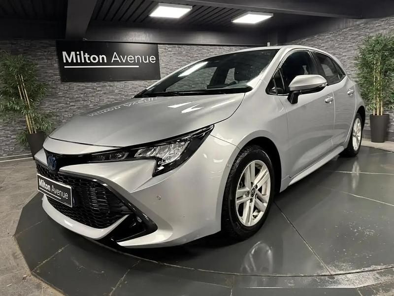 Gris Utilisé 2022 Toyota Corolla Business Edition Berline | 20 990 € (Bon prix) - Image 1/4