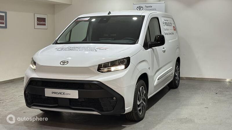 Blanc Nouvelle 2025 Toyota Proace City Van | 20 900 € - Image 1/4