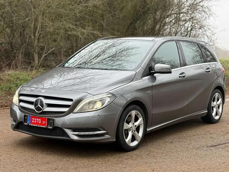 Occasion Mercedes B200 136 ch (100 kW) 2012 Bleu Monospace