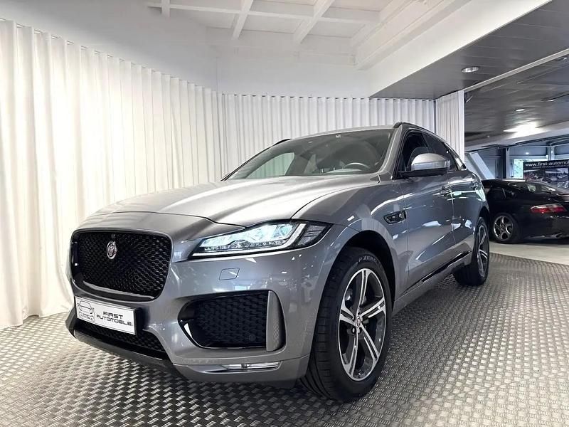 Gris Utilisé 2020 Jaguar F-Pace Chequered Flag SUV | 29 900 € (Super prix) - Image 1/4