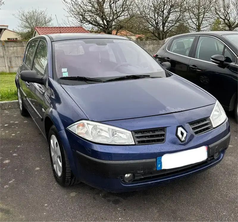 Utilisé 2003 Renault Mégane II Authentique Berline | 4 490 € - Image 1/4