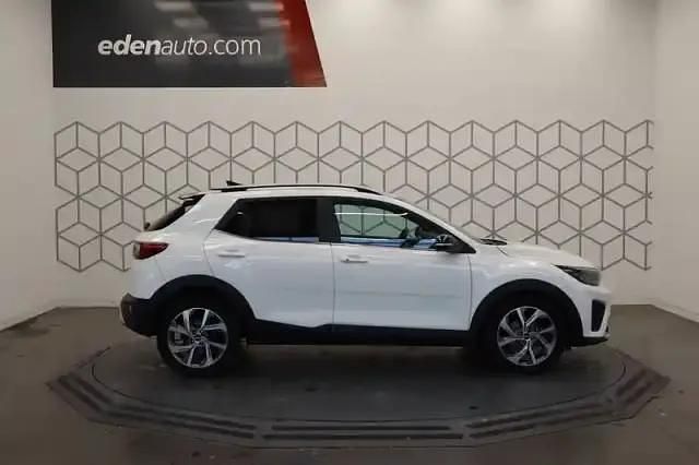 Occasion Kia Stonic GT-Line 100 ch (73 kW) 2024 Blanc SUV