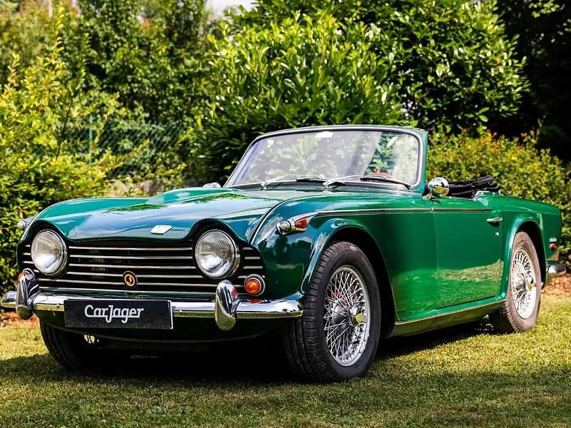 Vert Occasion 1968 Triumph TR5 Cabriolet | 47 500 € - Image 1/4