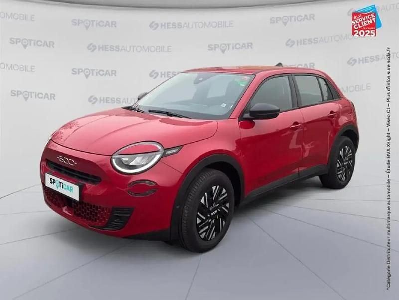 Rouge Occasion 2024 Fiat 600 SUV | 20 999 € (Prix juste) - Image 1/4