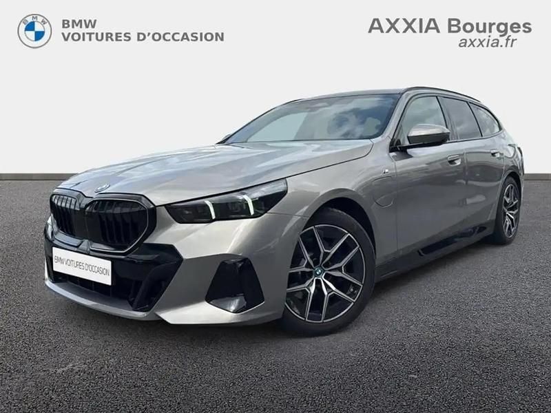 Gris Utilisé 2024 BMW 530 M Sport Break | 76 890 € - Image 1/4
