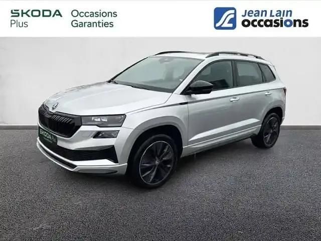 Gris argent Occasion 2025 Skoda Karoq SUV | 34 990 € (Prix juste) - Image 1/4