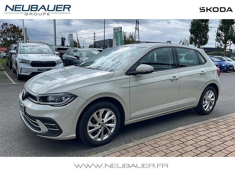 Gris Utilisé 2023 VW Polo Style Berline | 20 490 € (Prix juste) - Image 1/4