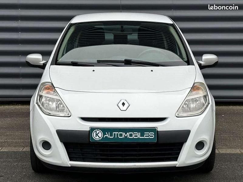 Occasion Renault Clio III Collection 76 ch (55 kW) 2014 Blanc Citadine