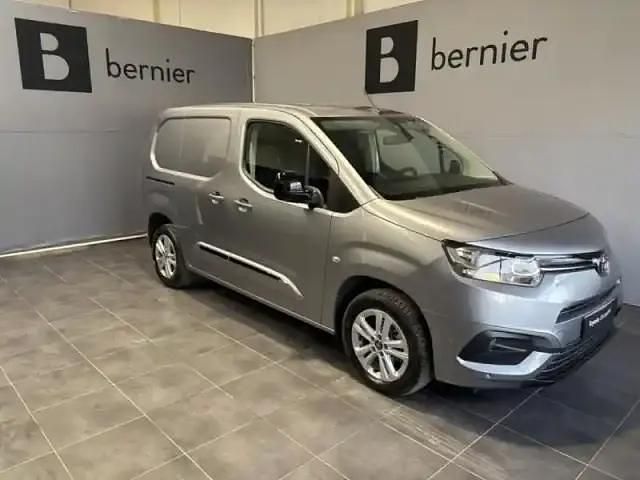 Gris Utilisé 2022 Toyota Proace Style Van | 16 480 € - Image 1/4