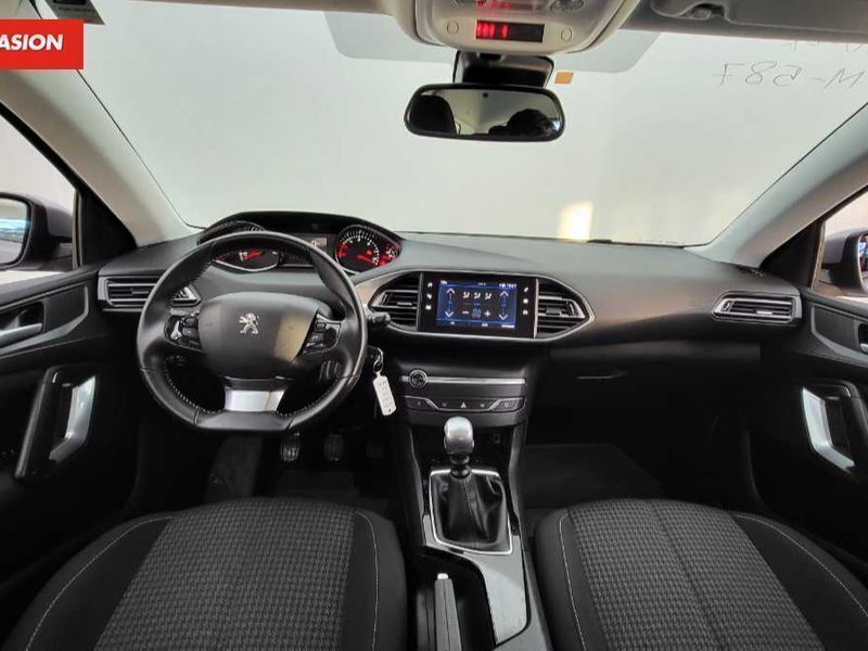 Occasion Peugeot 308 Active 131 ch (96 kW) 2019 Gris Break