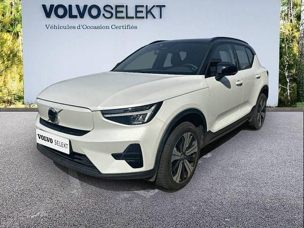 Blanc Utilisé 2022 Volvo XC40 SUV | 29 980 € (Bon prix) - Image 1/4