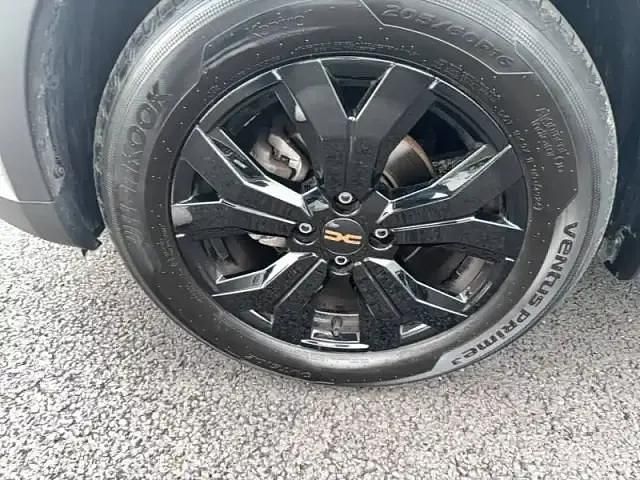 Blanc glacier Utilisé 2025 Dacia Sandero Berline | 17 249 € (Prix juste) - Image 1/4