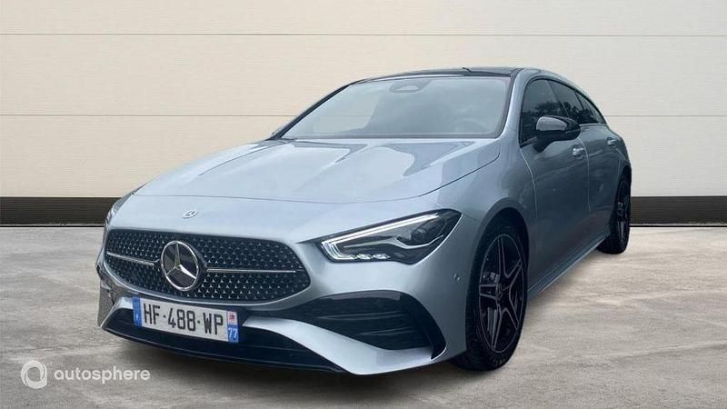 Gris Utilisé 2025 Mercedes CLA200 Shooting Brake AMG line Break | 43 999 € (Prix assez cher) - Image 1/4