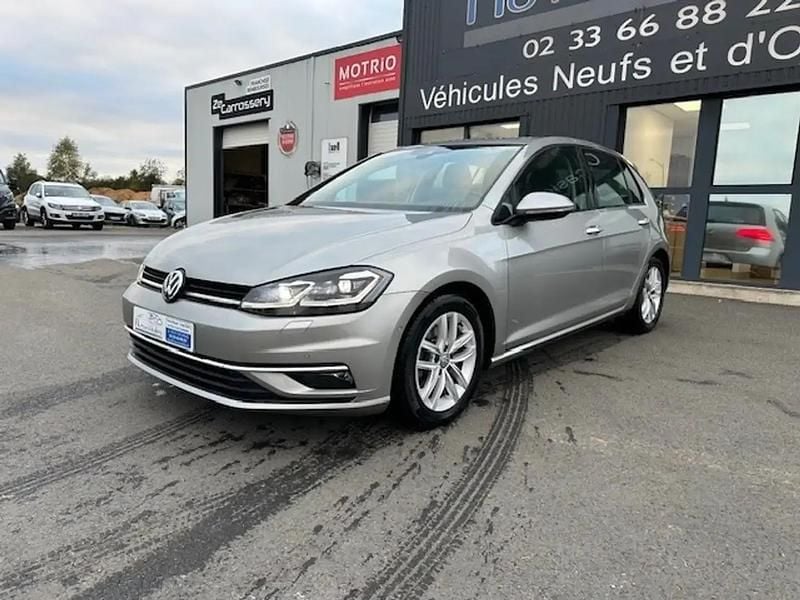 Gris Utilisé 2017 VW Golf VII Berline | 17 990 € (Prix juste) - Image 1/4