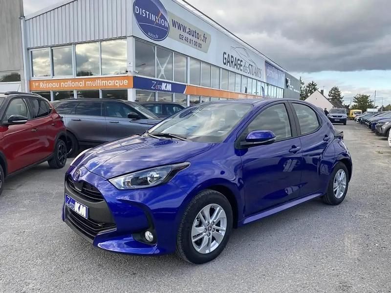 Nouvelle 2025 Toyota Yaris Hybrid Berline | 21 980 € - Image 1/4