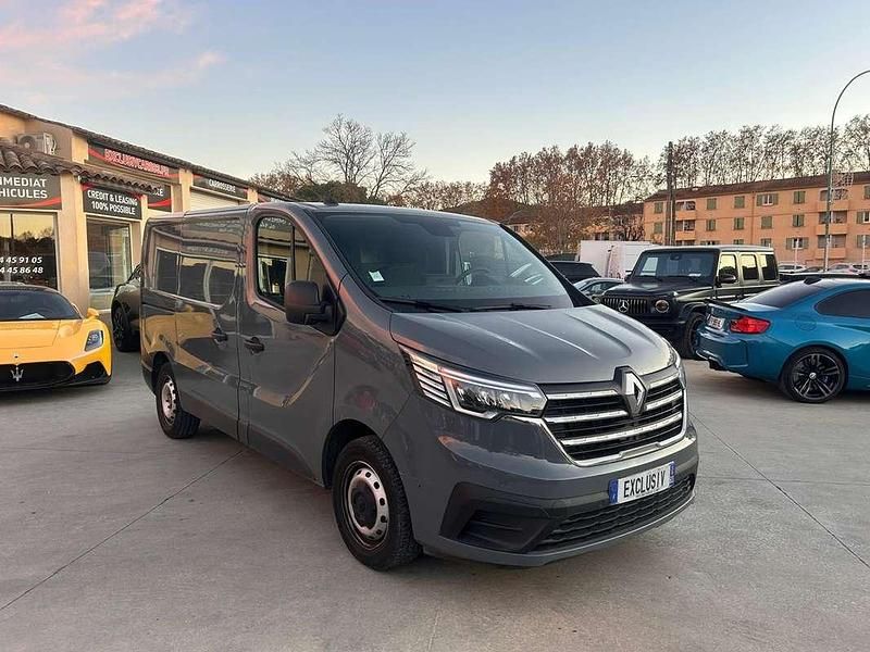 Occasion Renault Trafic 133 ch (97 kW) 2022 Gris Monospace