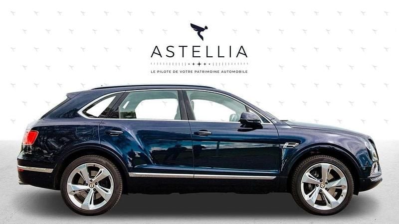 Occasion Bentley Bentayga 551 ch (405 kW) 2018 Bleu SUV