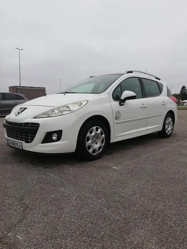 Utilisé 2012 Peugeot 207 Break | 3 400 € (Bon prix) - Image 1/4