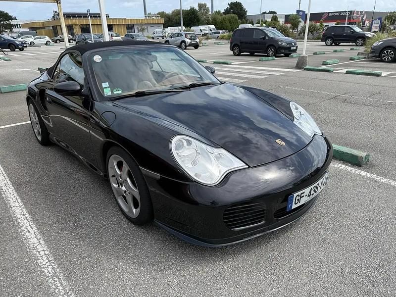 Utilisé 2003 Porsche 911 Cabriolet | 71 700 € - Image 1/4