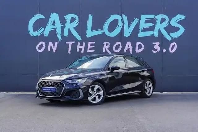 Mythos black metallic Utilisé 2021 Audi A3 S-Line Berline | 29 490 € - Image 1/4