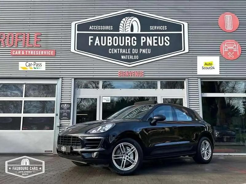 Noir Occasion 2015 Porsche Macan SUV | 21 990 € - Image 1/4