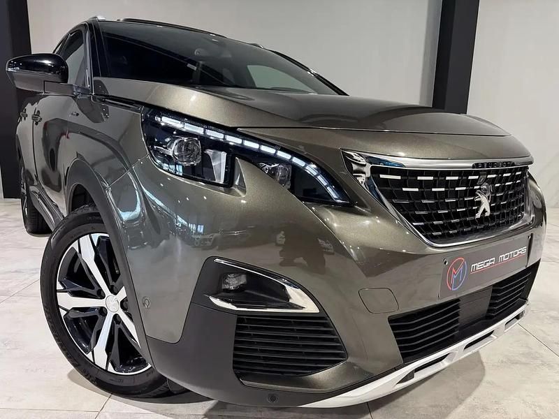 Gris Utilisé 2019 Peugeot 3008 GT-line SUV | 17 490 € (Prix juste) - Image 1/4