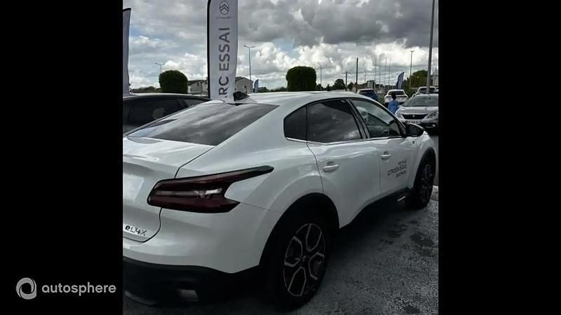 Occasion Citroën e-C4 Shine 100 kW (137 ch) 2024 Blanc Berline