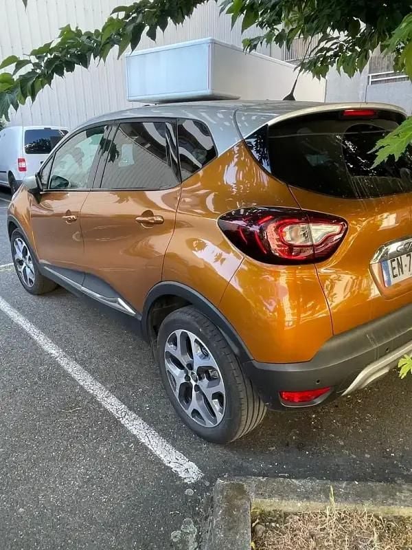 Bronze Utilisé 2017 Renault Captur Business SUV | 9 000 € (Bon prix) - Image 1/4