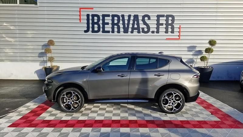 Occasion 2023 Alfa Romeo Tonale Ti SUV | 26 999 € (Prix assez cher) - Image 1/4