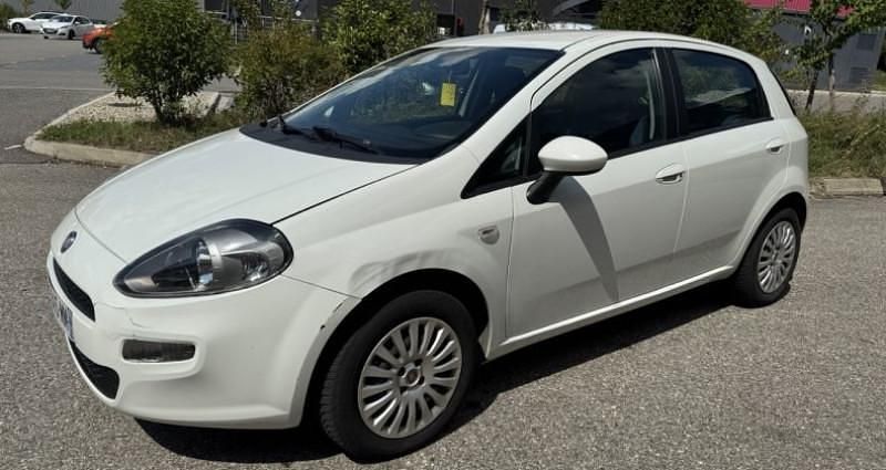 Blanc Utilisé 2012 Fiat Punto Evo Citadine | 3 690 € - Image 1/4