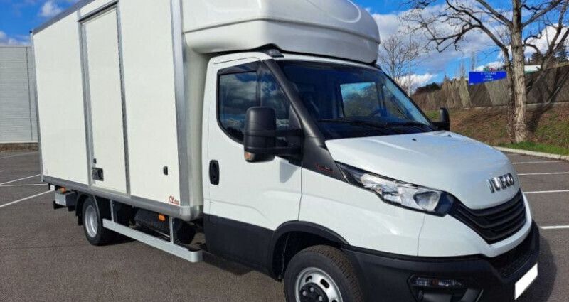 Nouvelle 2025 Iveco Daily | 65 880 € (Super prix) - Image 1/4