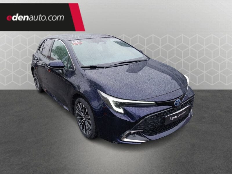 Bleu Utilisé 2024 Toyota Corolla Design Citadine | 27 390 € (Prix juste) - Image 1/4