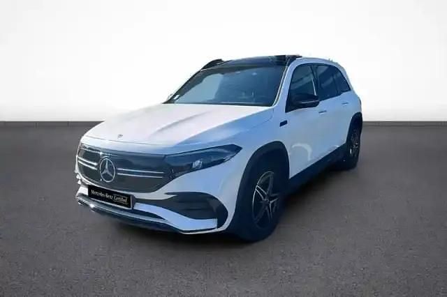 Blanc Utilisé 2022 Mercedes EQB350 SUV | 36 990 € - Image 1/4