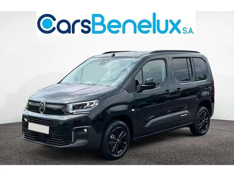 Noir Nouvelle 2025 Citroën C3 Aircross SUV | 28 697 € - Image 1/4