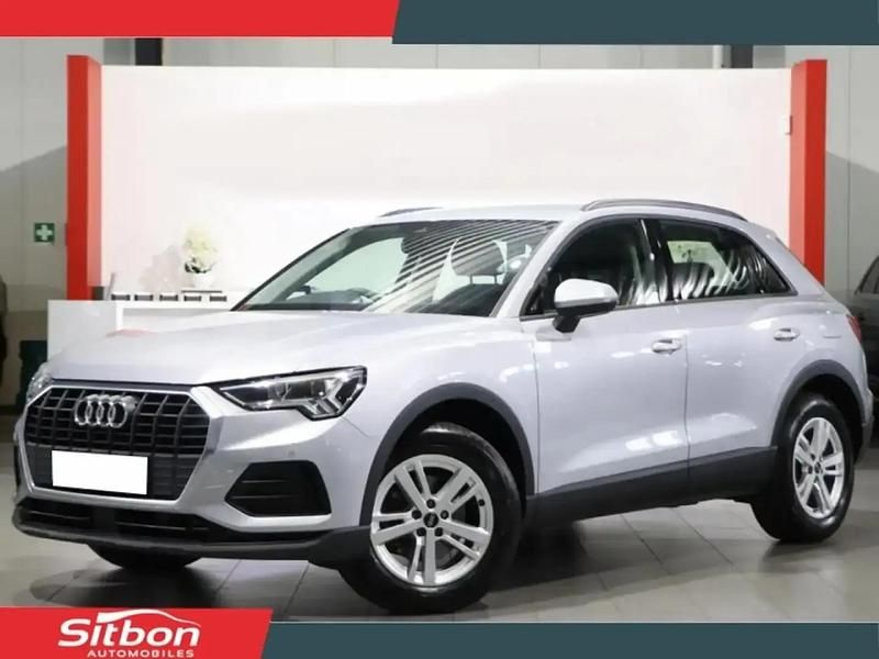 Gris Occasion 2022 Audi Q3 Business SUV | 29 970 € (Super prix) - Image 1/4