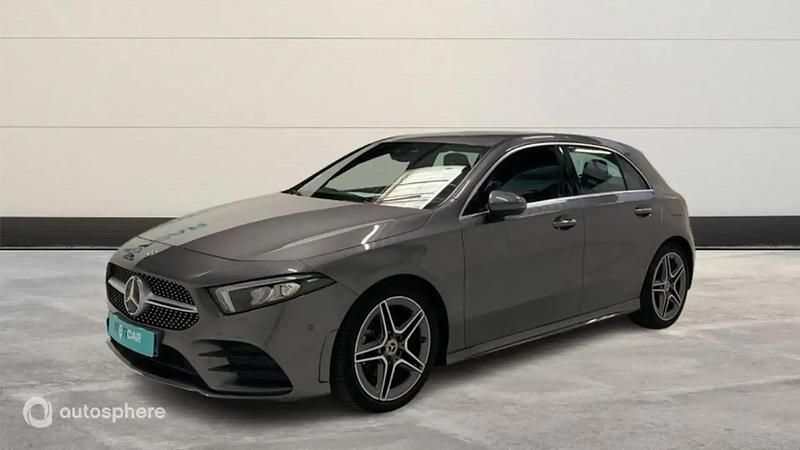 Gris Occasion 2021 Mercedes A200 AMG line Berline | 28 999 € (Prix juste) - Image 1/4
