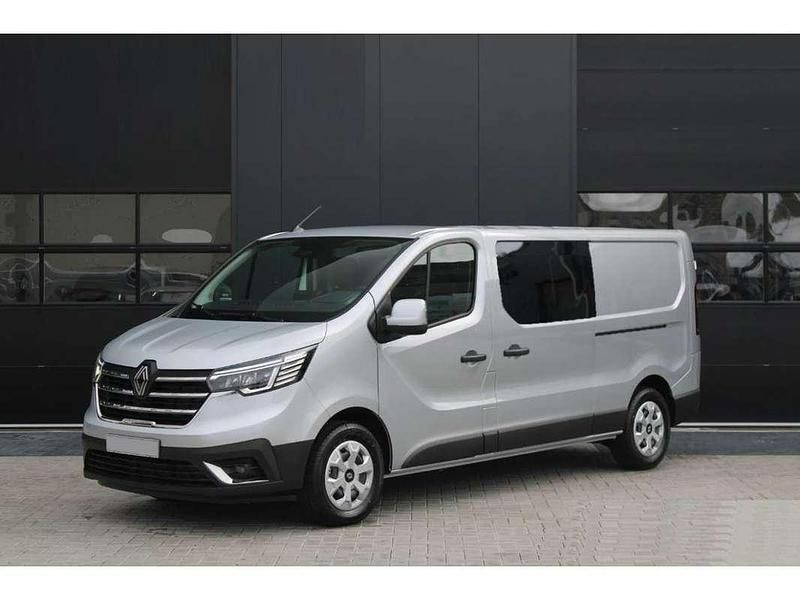 Nouvelle Renault Trafic 150 ch (110 kW) 2025 Gris Monospace