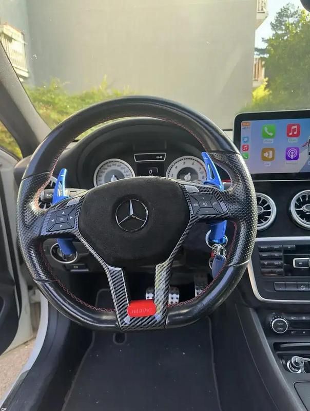 Blanc Utilisé 2015 Mercedes A180 Berline | 15 900 € (Prix cher) - Image 1/4