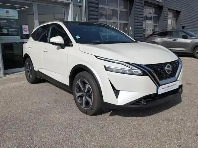 Blanc Utilisé 2022 Nissan Qashqai Tekna SUV | 25 980 € (Prix juste) - Image 1/4