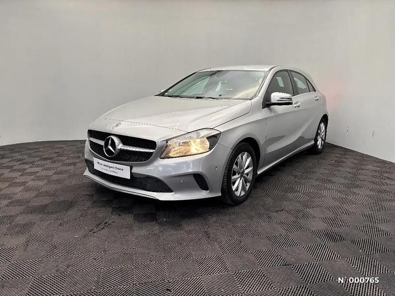 Gris Utilisé 2017 Mercedes A180 | 14 960 € (Bon prix) - Image 1/4