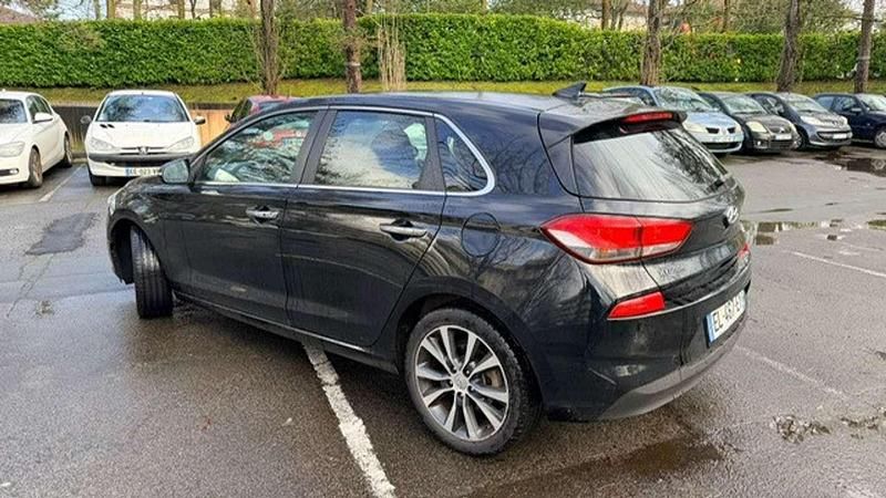 Occasion Hyundai i30 122 ch (89 kW) 2017 Noir Berline