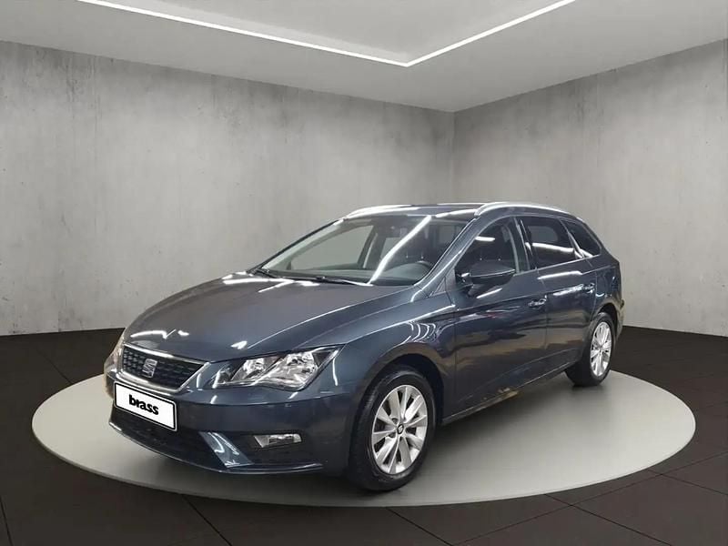 Gris Utilisé 2020 Seat Leon Style SUV | 16 450 € (Prix juste) - Image 1/4