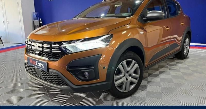 Utilisé 2023 Dacia Sandero Expression Citadine | 15 990 € (Prix juste) - Image 1/4