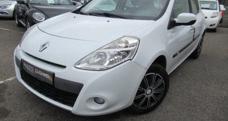 Occasion Renault Clio III Expression 75 ch (55 kW) 2011 Citadine