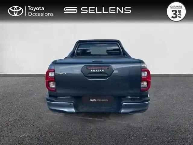 Occasion Toyota HiLux 204 ch (150 kW) 2023 Gris atlas métallisé Pick-up