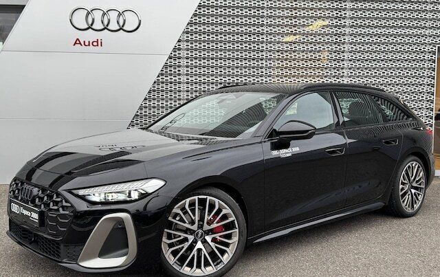 Noir mythic métallisé Utilisé 2025 Audi A5 S-Line Coupé | 73 990 € - Image 1/4