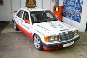 Blanc Utilisé 1990 Mercedes 190 Berline | 28 660 € - Image 1/4