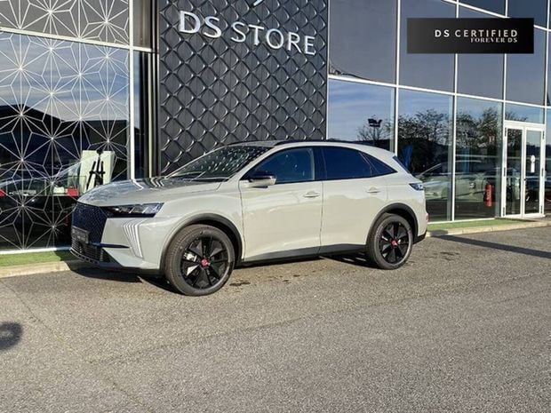 Gris Utilisé 2024 DS Automobiles DS7 Crossback SUV | 39 250 € (Prix assez cher) - Image 1/4